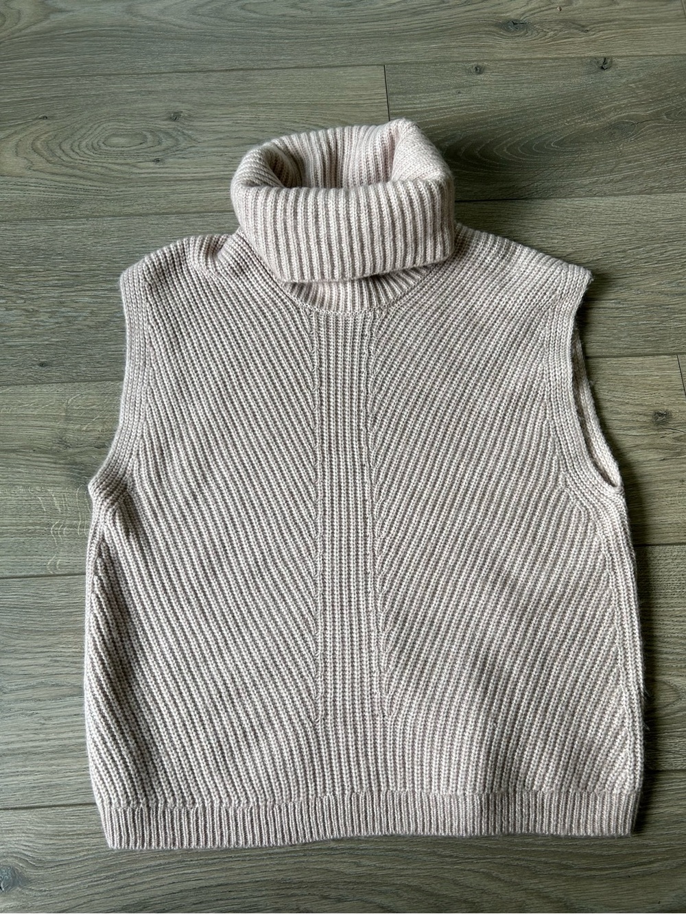 EXPRESS Sleeveless Knit Cowl Neck sweater Pale Pink Size Medium New